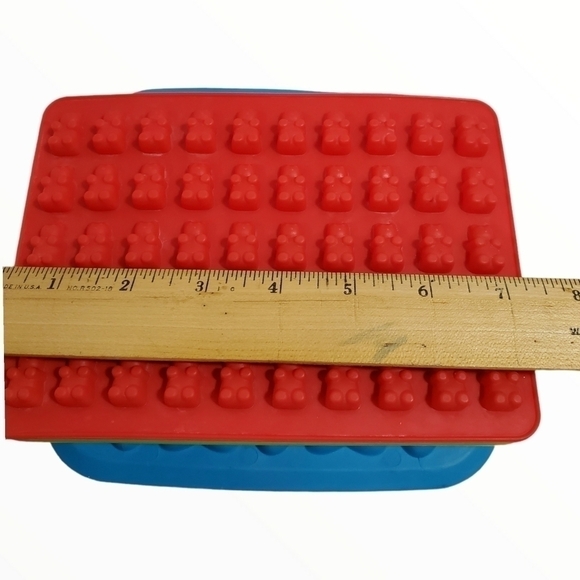 Lot of 3 mini bear gummy fish molds crafting ice cubes - Picture 4 of 7